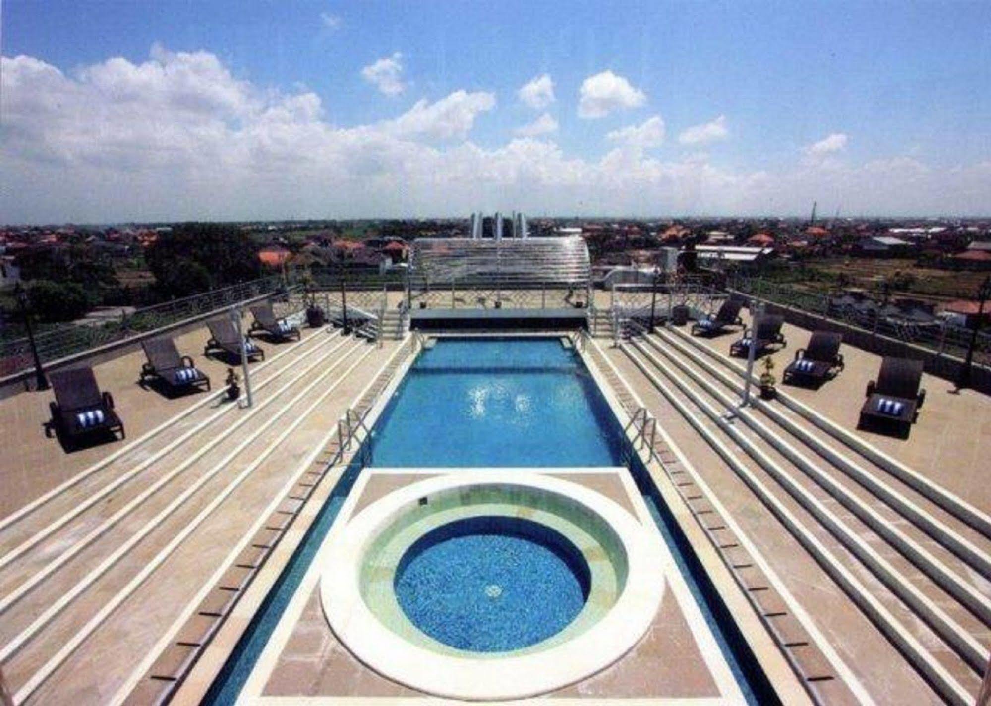 Bali Paradise City Hotel Denpasar Exterior foto